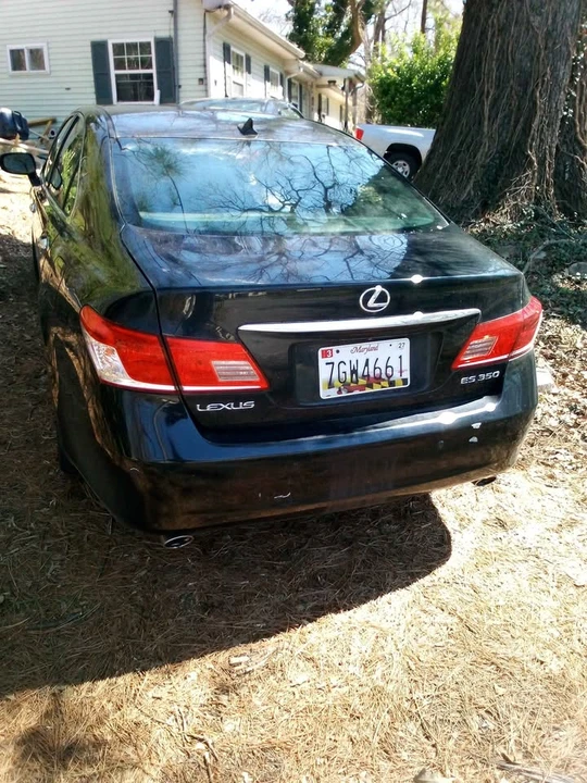 2010 Lexus SC430 - Image 2 of 4