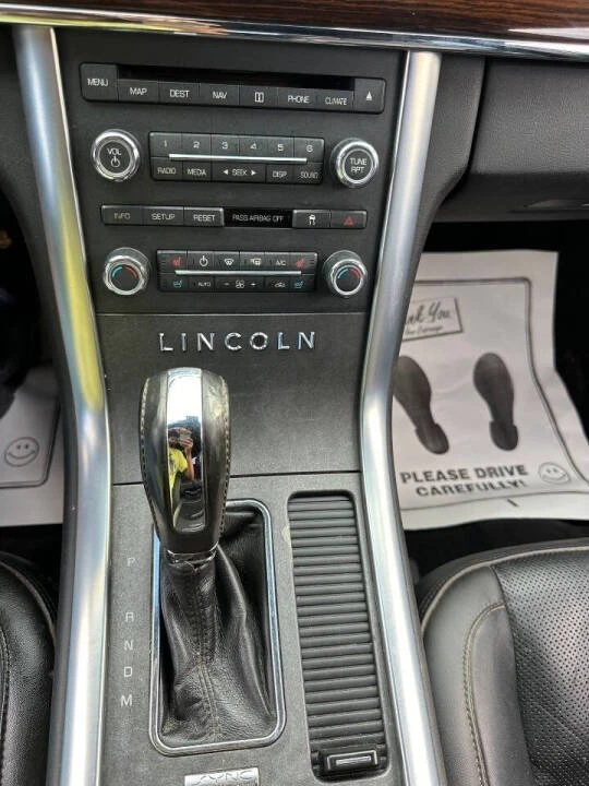 2010 Lincoln MKS - Image 18 of 20
