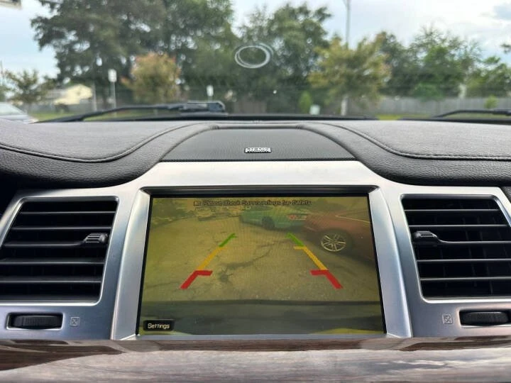 2010 Lincoln MKS - Image 19 of 20