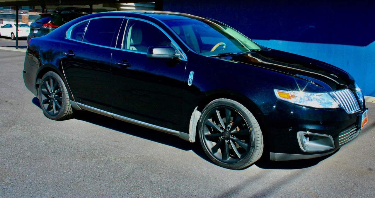 2010 Lincoln MKS - Image 3 of 21