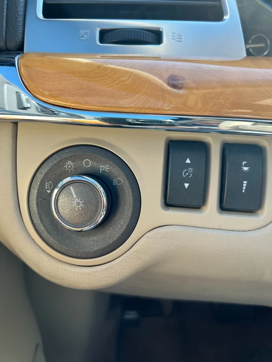 2010 Lincoln MKS - Image 17 of 21