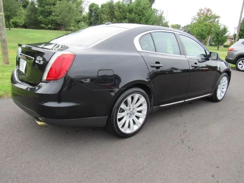2010 Lincoln MKS - Image 10 of 12