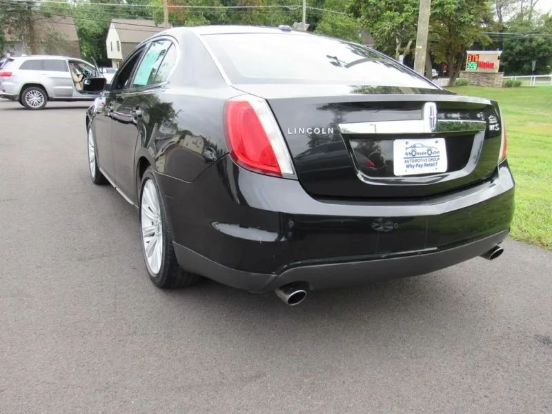 2010 Lincoln MKS - Image 5 of 12
