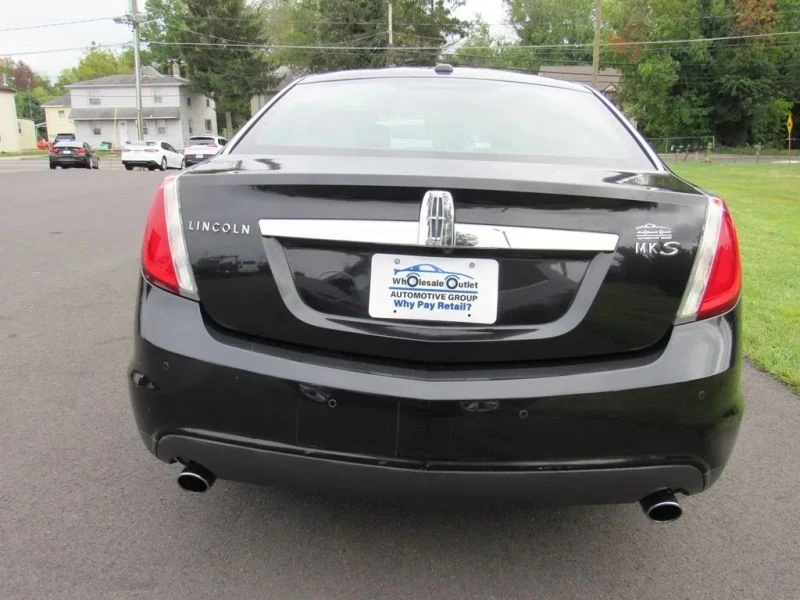 2010 Lincoln MKS - Image 6 of 12