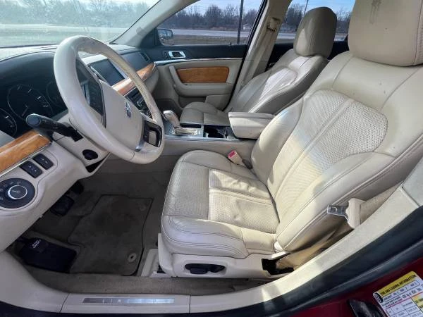 2010 Lincoln MKS - Image 7 of 13
