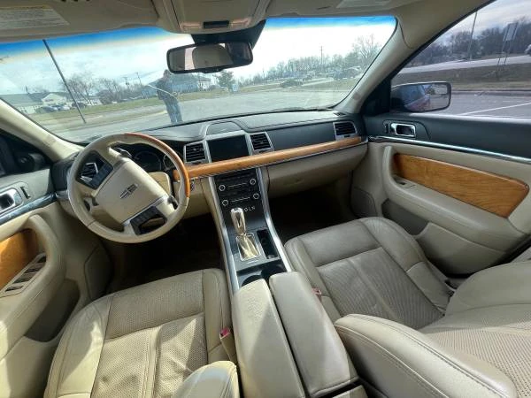 2010 Lincoln MKS - Image 12 of 13