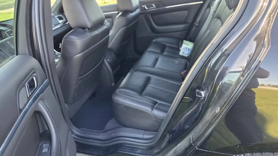 2010 Lincoln MKS - Image 11 of 11