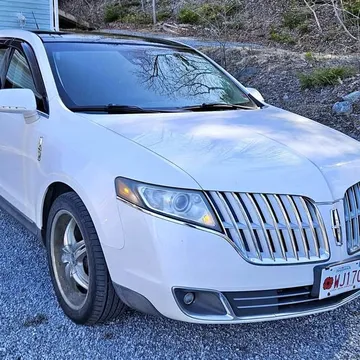 2010 Lincoln MKT