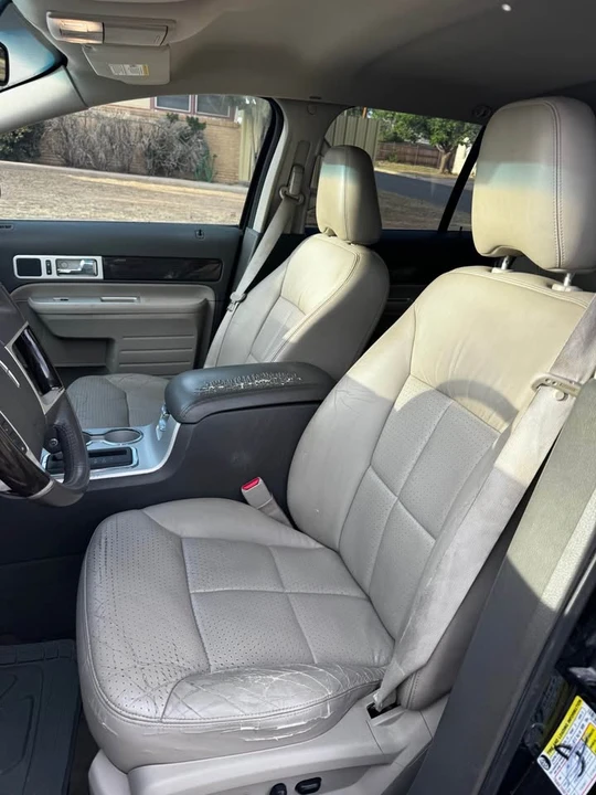 2010 Lincoln MKX - Image 7 of 8