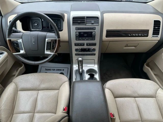 2010 Lincoln MKX - Image 13 of 21