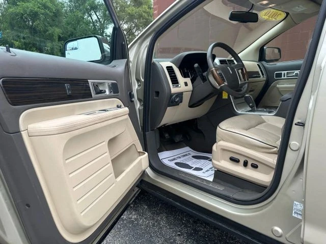 2010 Lincoln MKX - Image 9 of 21