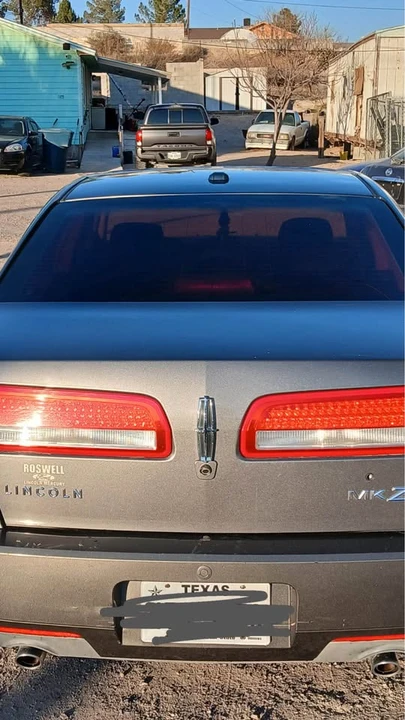 2010 Lincoln MKZ - Image 8 of 8