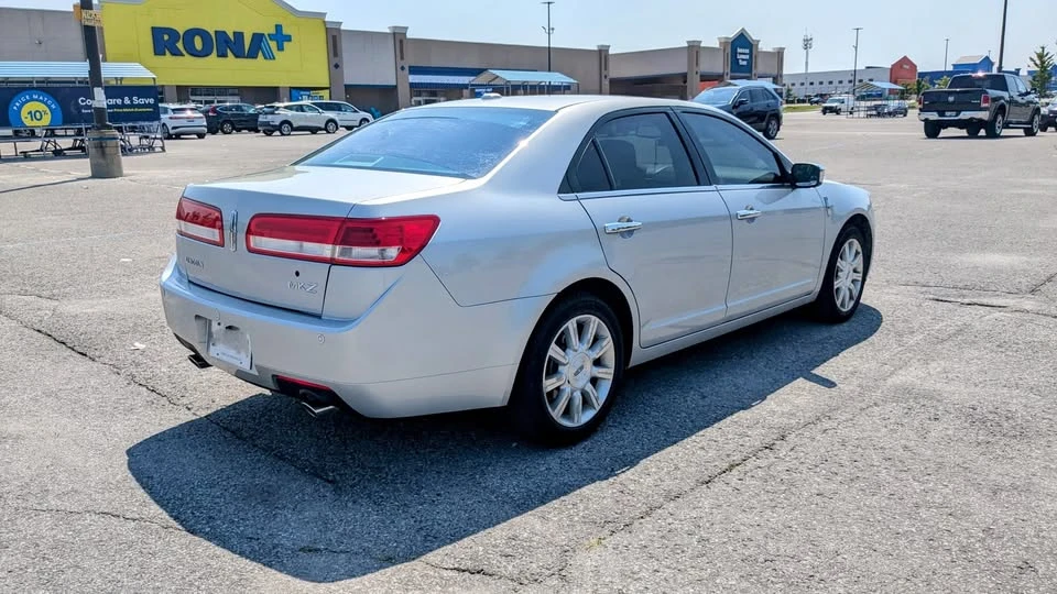 2010 Lincoln MKZ - Image 9 of 9