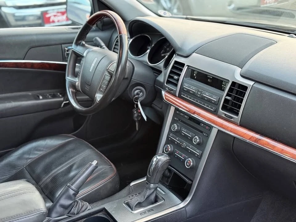 2010 Lincoln MKZ - Image 16 of 18