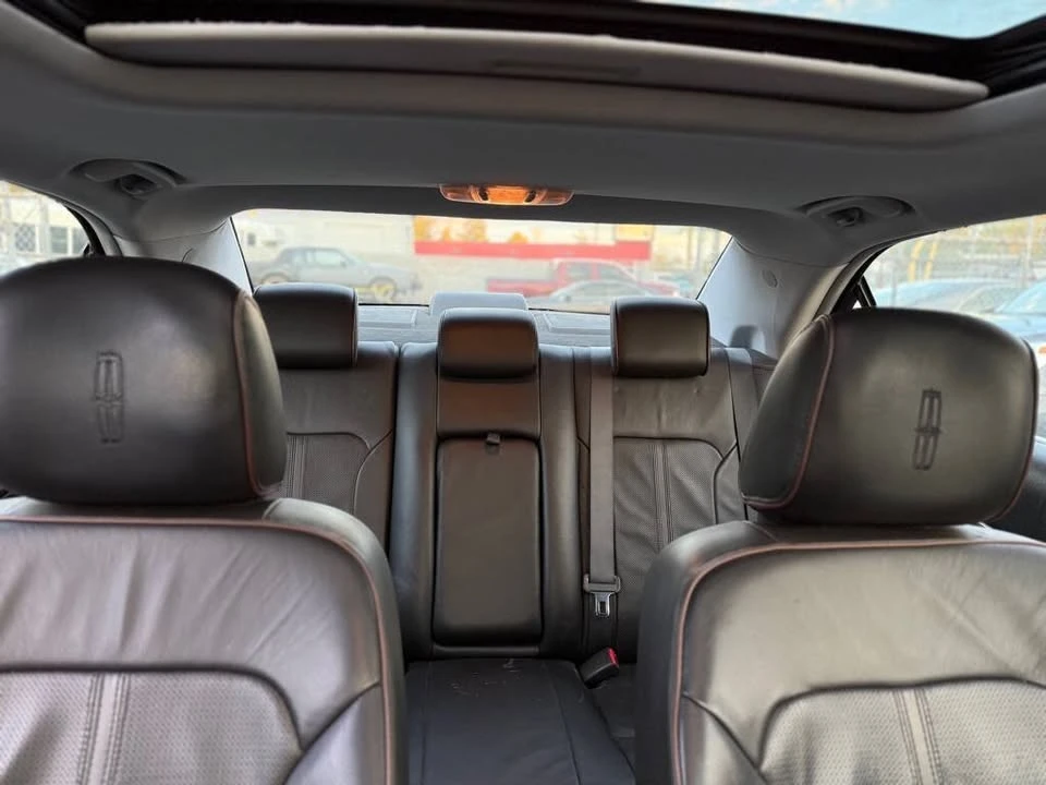 2010 Lincoln MKZ - Image 17 of 18