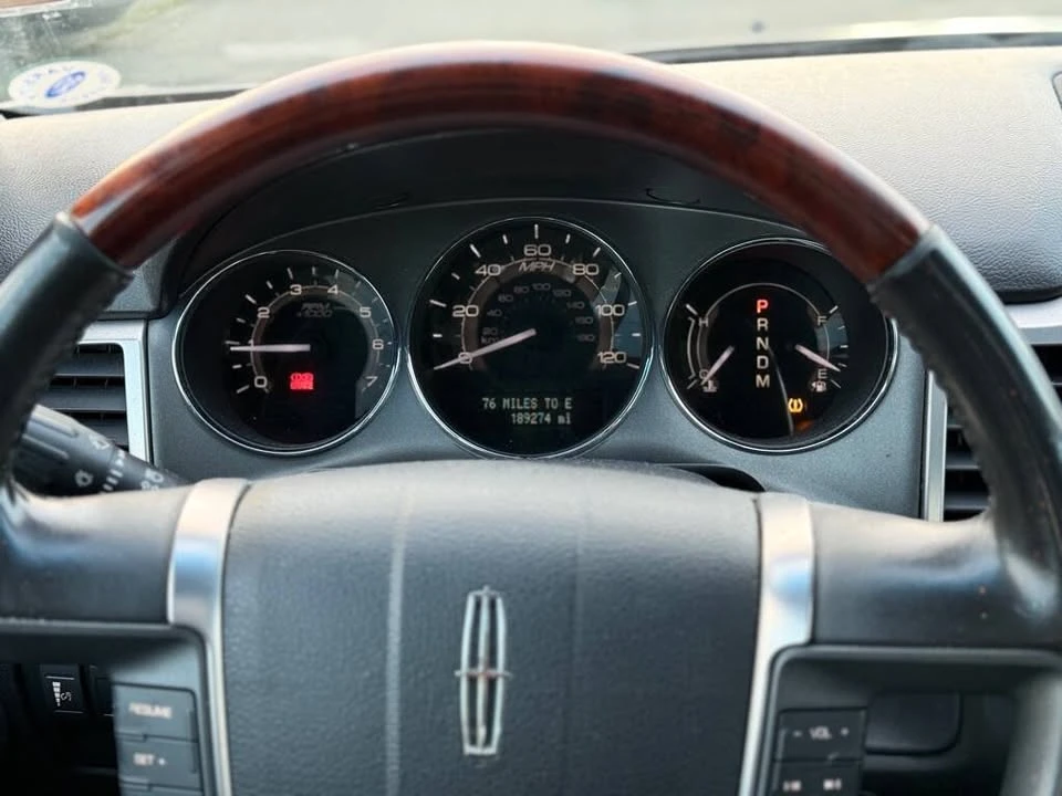 2010 Lincoln MKZ - Image 13 of 18