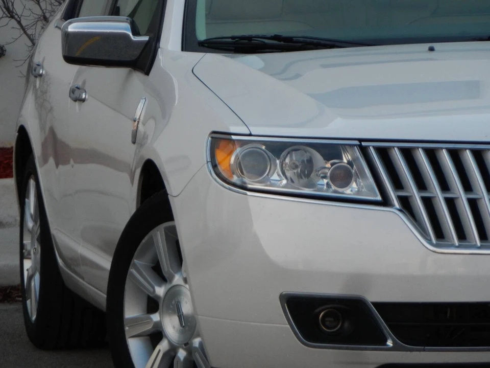 2010 Lincoln MKZ - Image 6 of 12
