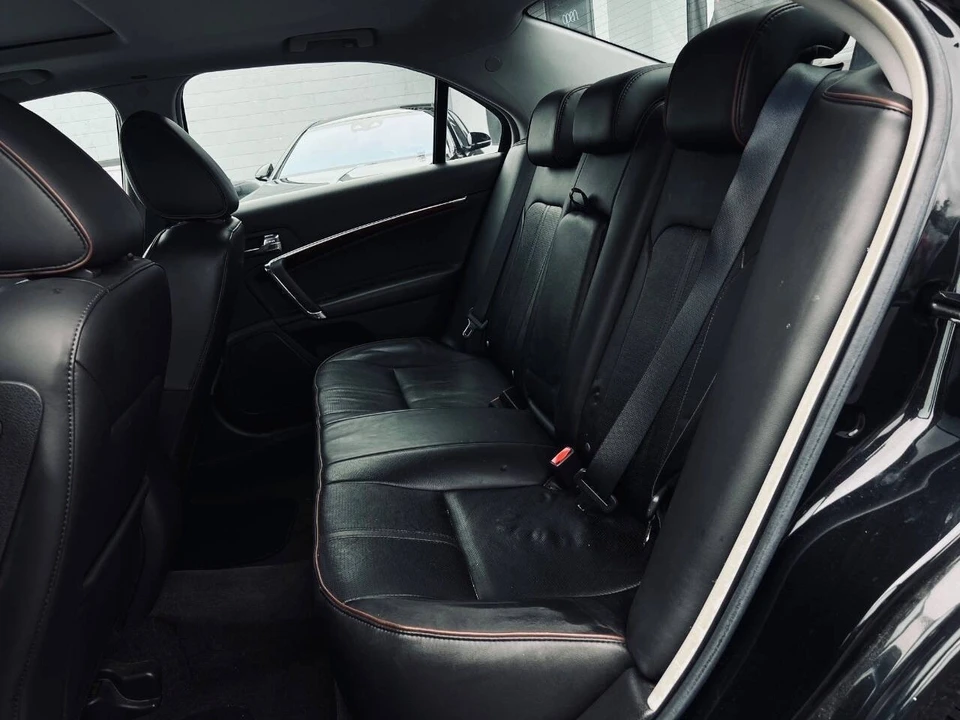 2010 Lincoln MKZ - Image 12 of 12