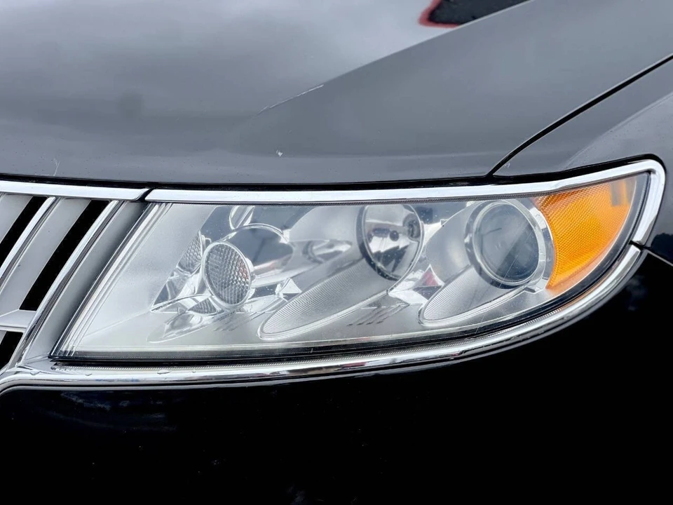 2010 Lincoln MKZ - Image 4 of 12