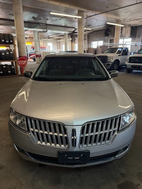 2010 Lincoln MKZ - Image 8 of 9