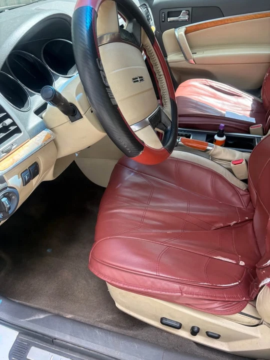 2010 Lincoln MKZ - Image 11 of 14