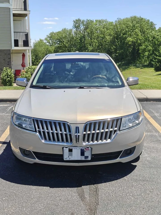 2010 Lincoln MKZ - Image 2 of 14