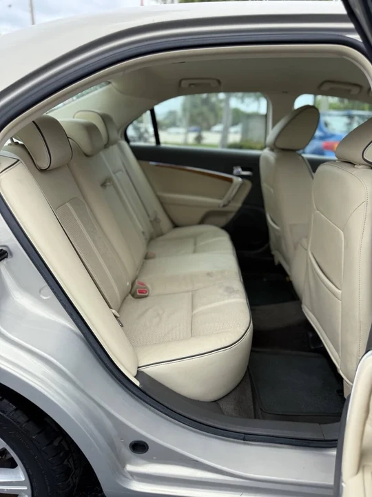 2010 Lincoln MKZ - Image 20 of 21