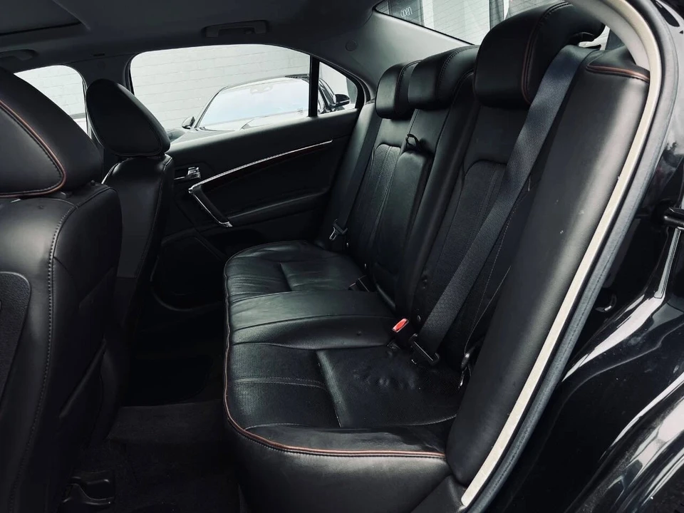 2010 Lincoln MKZ - Image 12 of 12