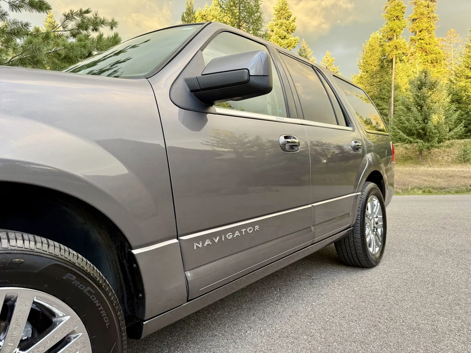 2010 Lincoln Navigator 3rd Gen - Image 22 of 31