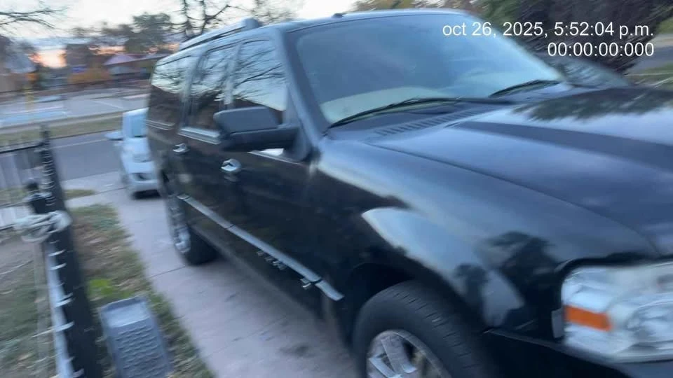2010 Lincoln Navigator - Image 3 of 11