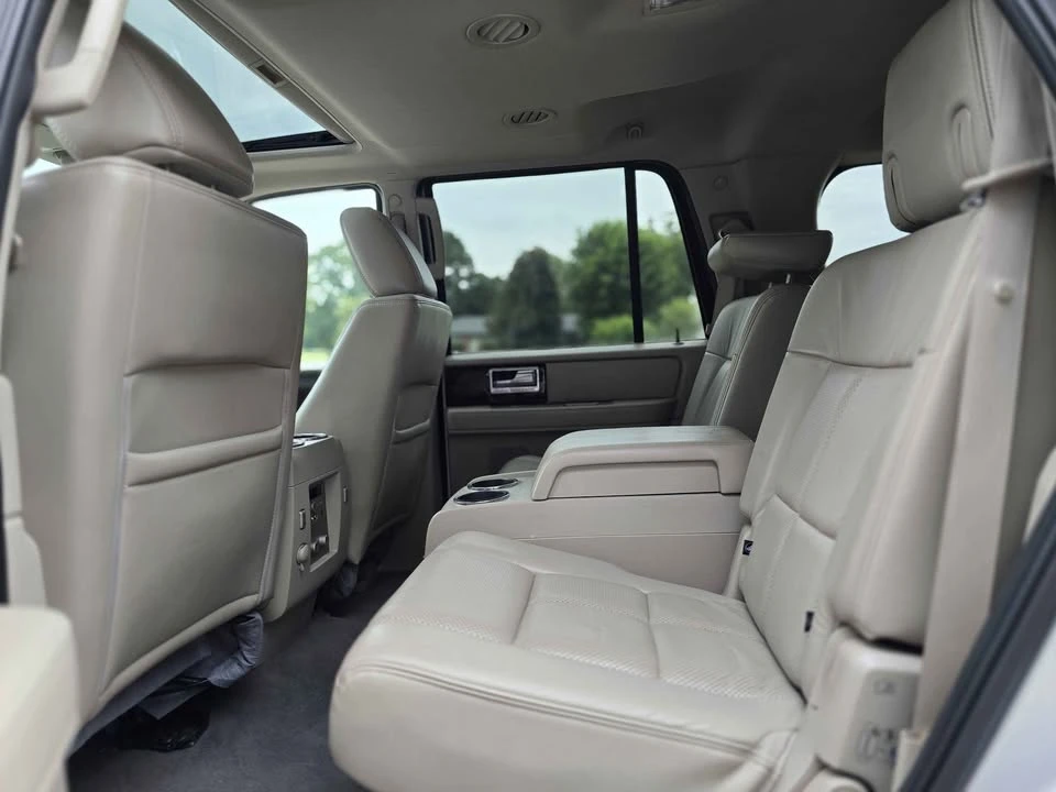 2010 Lincoln Navigator - Image 20 of 20
