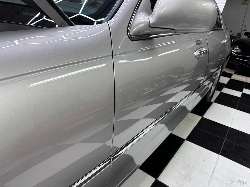 2010 Lincoln Town Car - Image 8 of 21