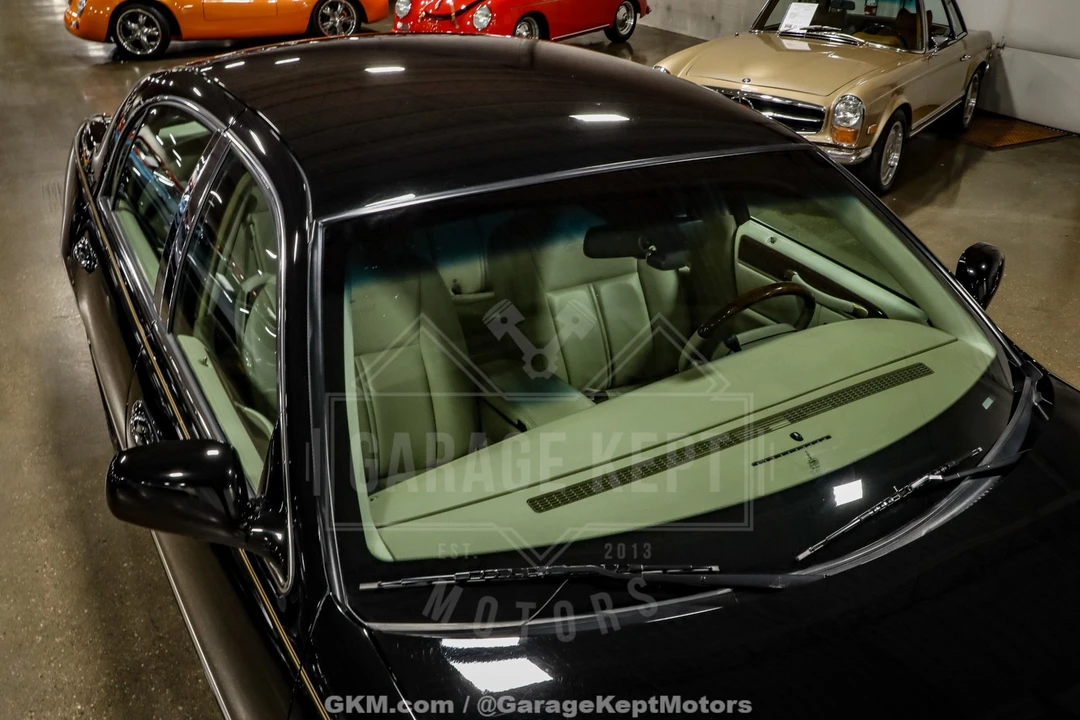 2010 Lincoln Town Car - Image 16 of 21