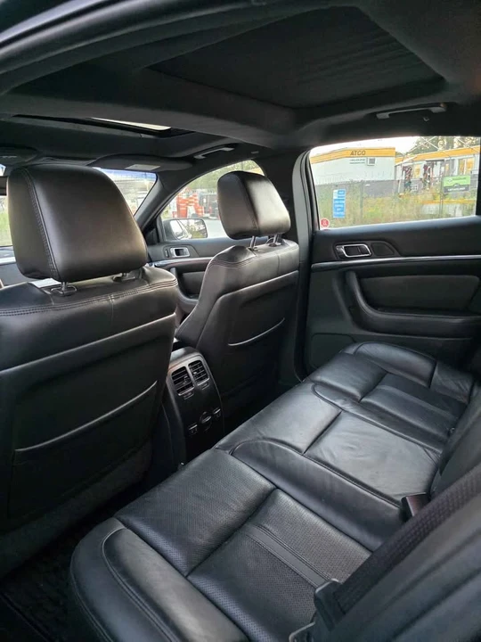 2010 Lincoln MKS - Image 15 of 17