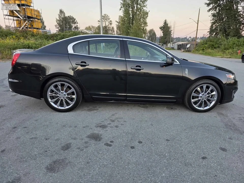 2010 Lincoln MKS - Image 3 of 17