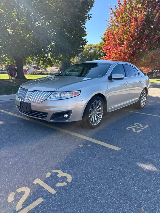 2010 Lincoln MKS - Image 2 of 17