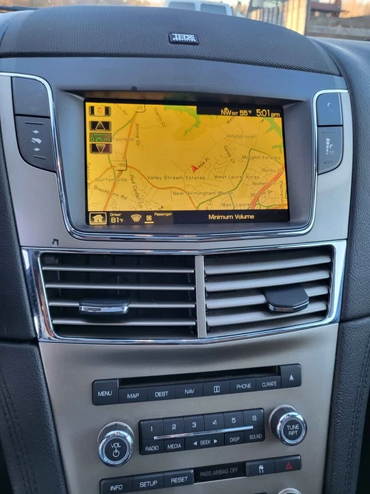 2010 Lincoln MKT - Image 14 of 16