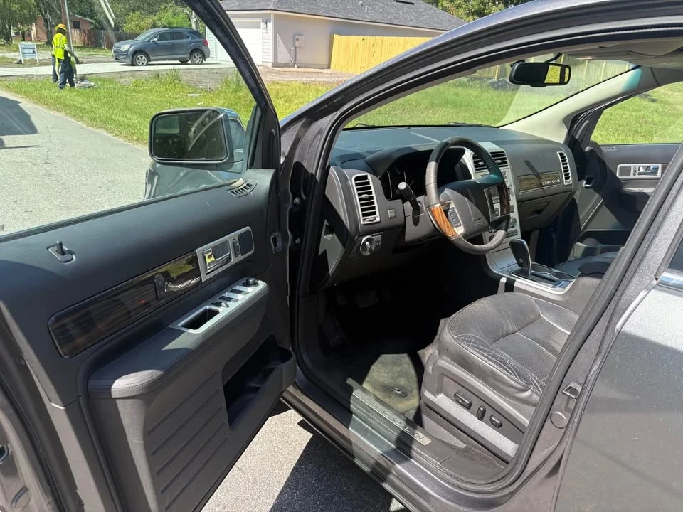 2010 Lincoln MKX - Image 6 of 10