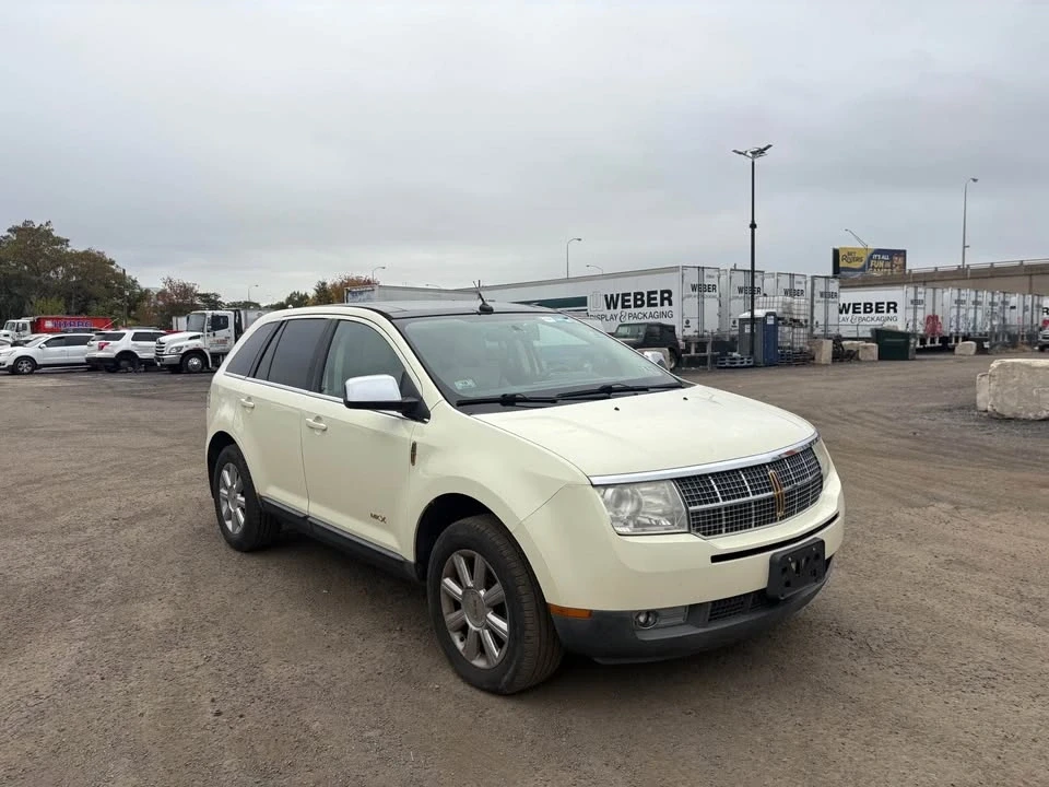 2010 Lincoln MKX - Image 3 of 12