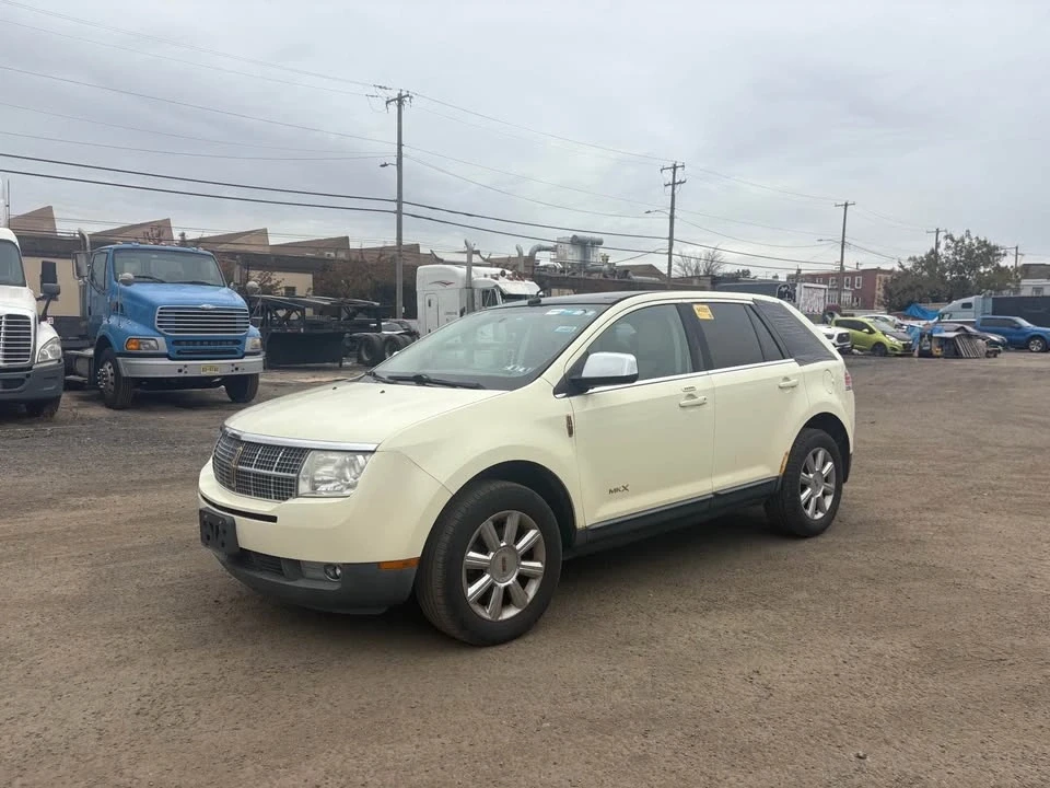 2010 Lincoln MKX - Image 2 of 12