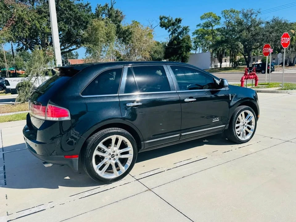 2010 Lincoln MKX - Image 2 of 20