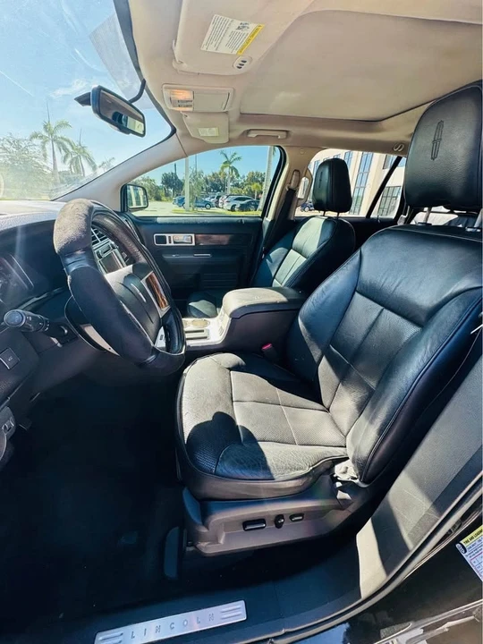 2010 Lincoln MKX - Image 15 of 20