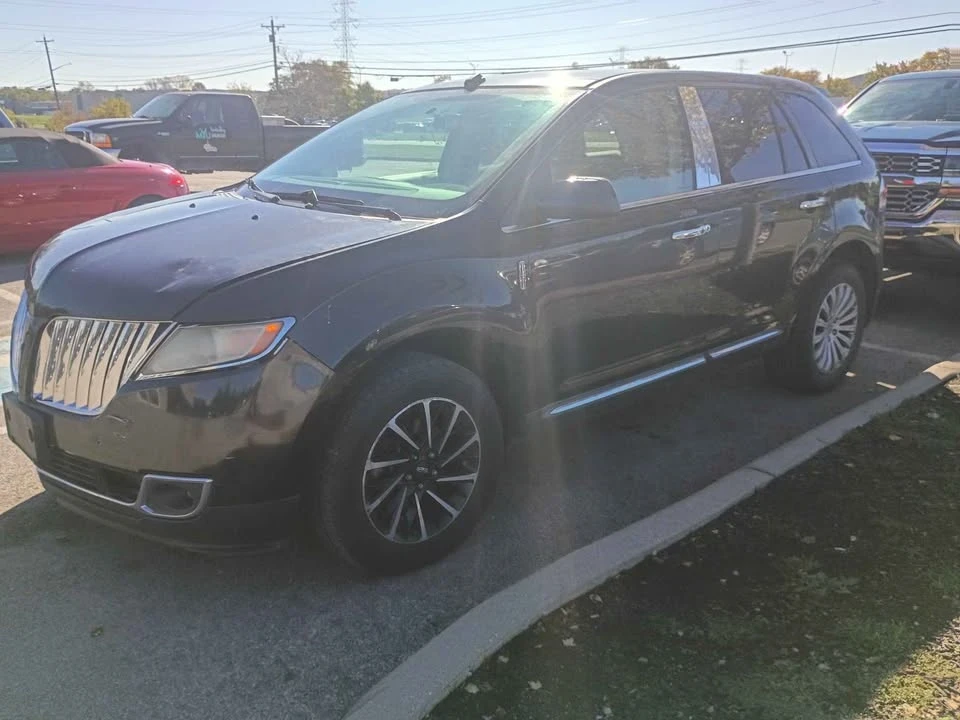 2010 Lincoln MKX - Image 2 of 6