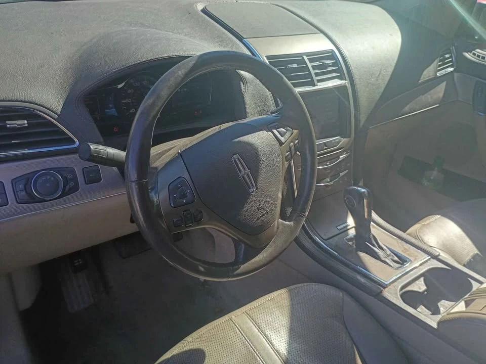 2010 Lincoln MKX - Image 6 of 6