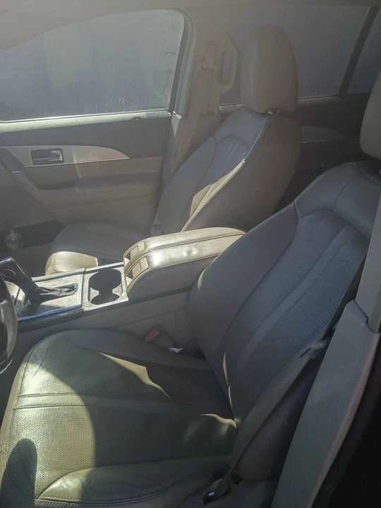 2010 Lincoln MKX - Image 4 of 6