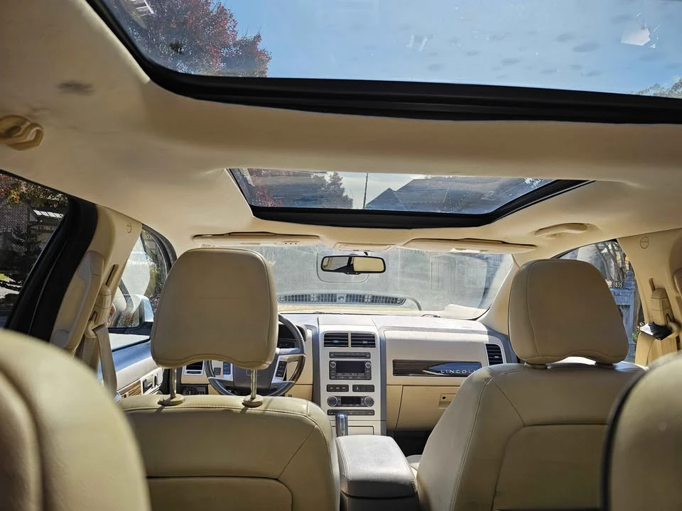 2010 Lincoln MKX - Image 13 of 19