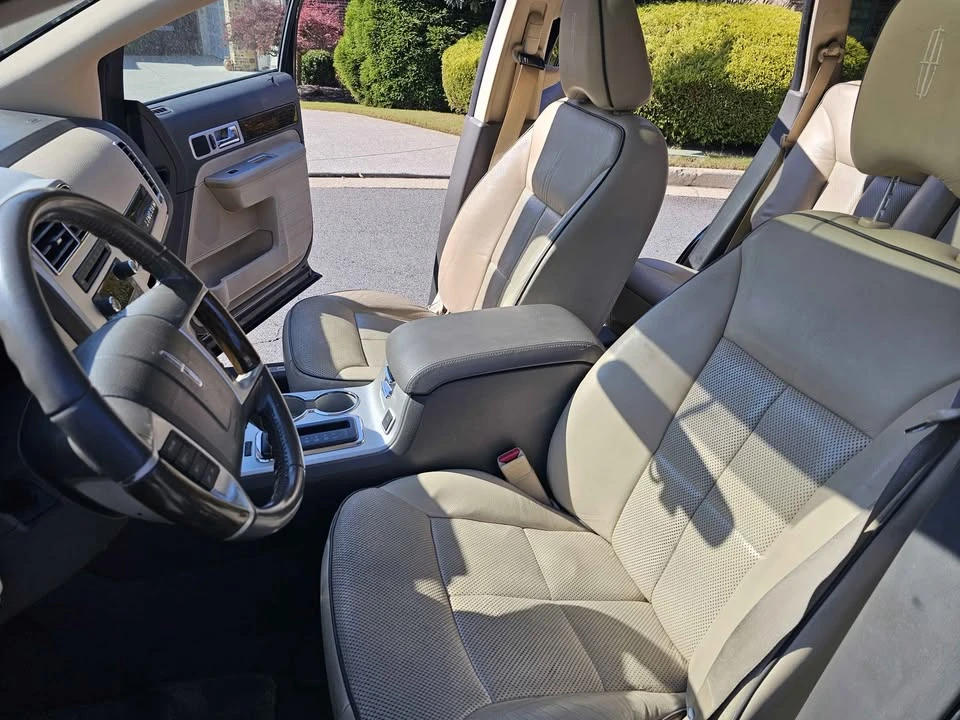 2010 Lincoln MKX - Image 4 of 19