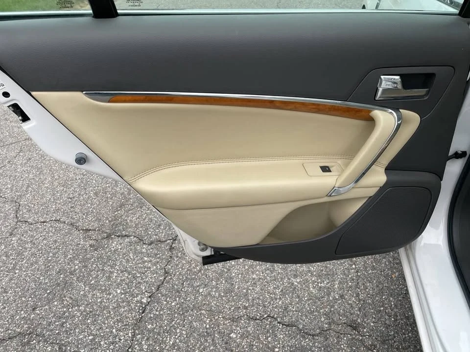 2010 Lincoln MKZ - Image 19 of 20