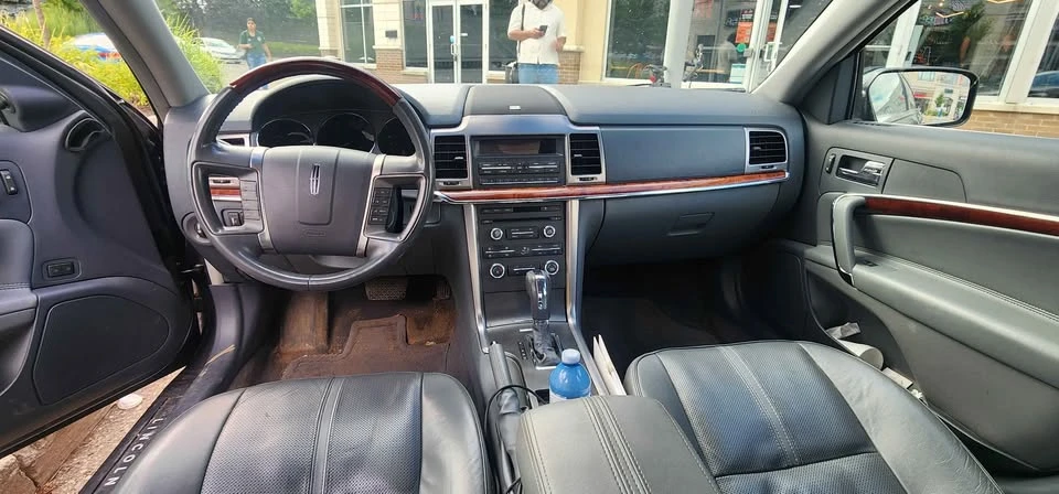2010 Lincoln MKZ - Image 6 of 8