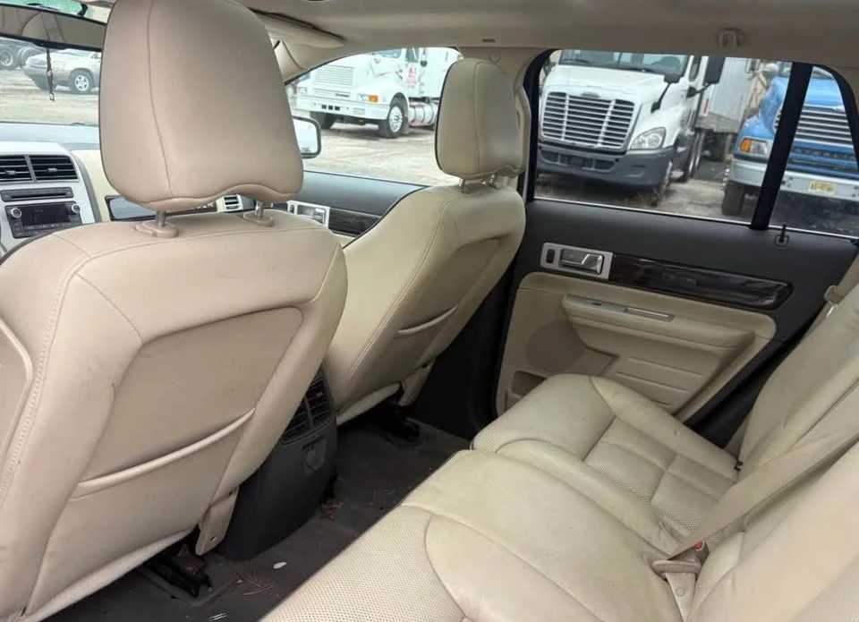2010 Lincoln MKZ - Image 4 of 5